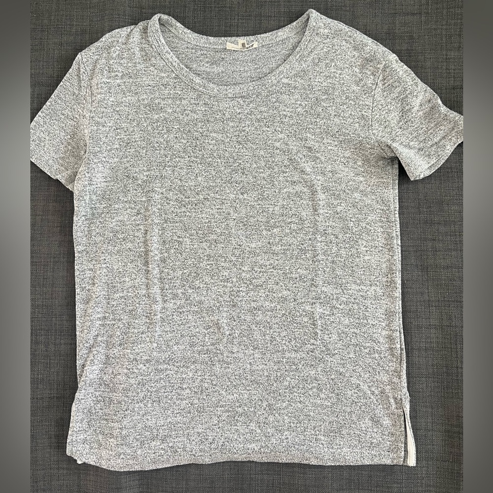 Grey ARITZIA Tee